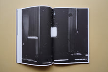 画像をギャラリービューアに読み込む, Universe / Facts in the post-truth era