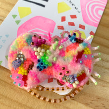 画像をギャラリービューアに読み込む, ブローチ　Brooch
