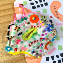 画像をギャラリービューアに読み込む, ブローチ　Brooch
