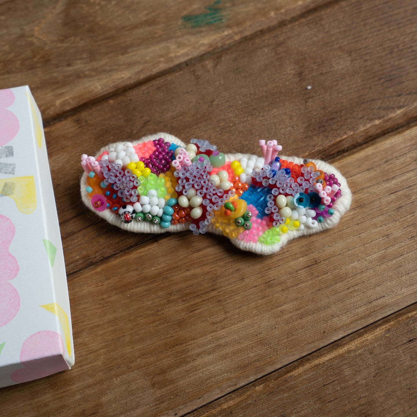 ブローチ　Brooch