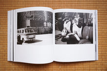 画像をギャラリービューアに読み込む, Warhol in China

