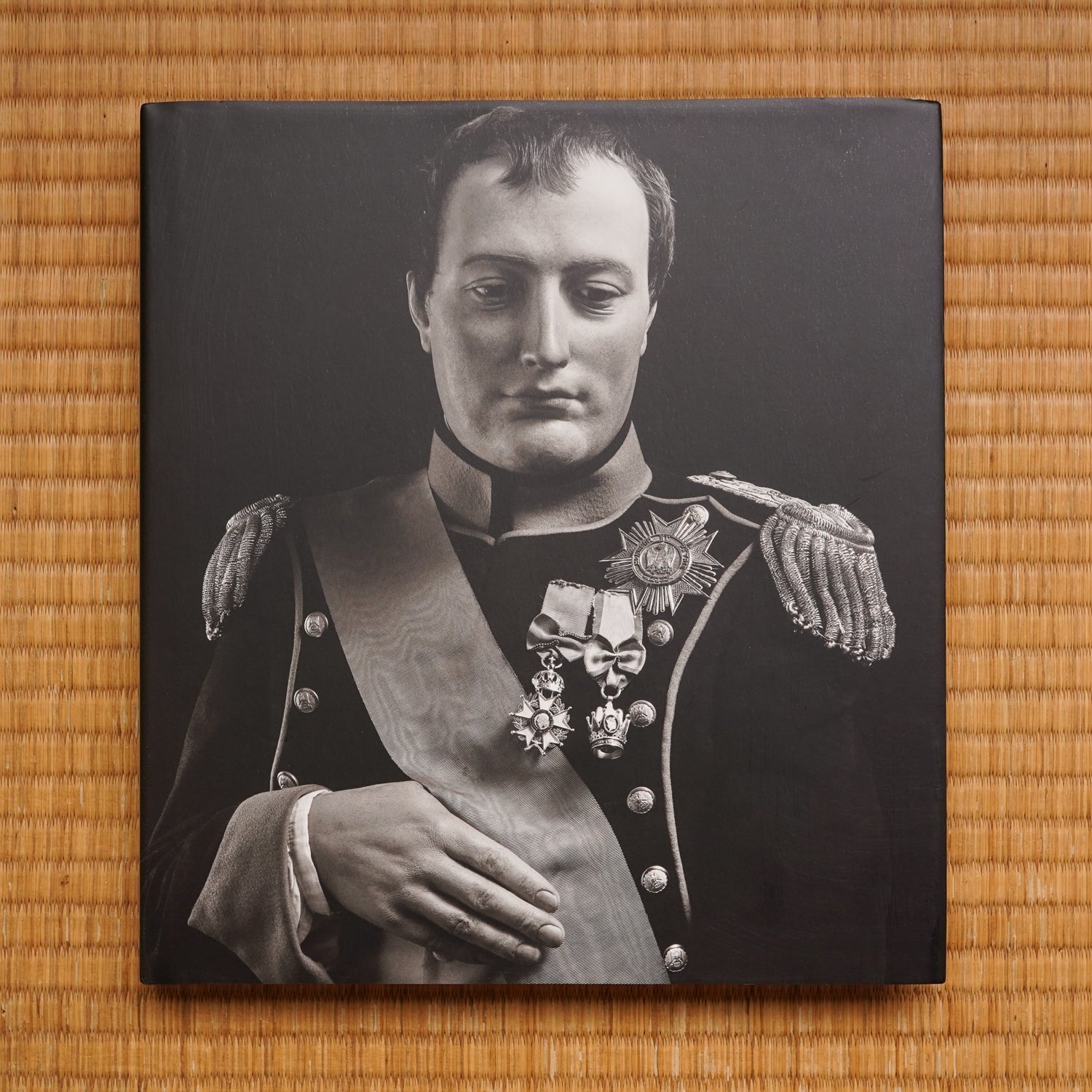 Hiroshi Sugimoto: Portraits – Hiroshi Sugimoto – Art Island Center