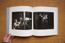 画像をギャラリービューアに読み込む, Hiroshi Sugimoto: Portraits
